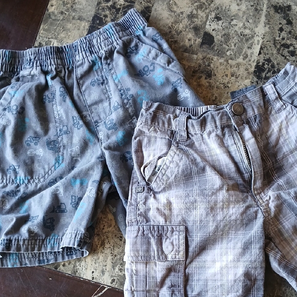 🧡qty 2 Kids Gray and Blue Shorts Set - Picture 1 of 9